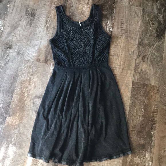Free People Dresses & Skirts - Free people back cut out dress!